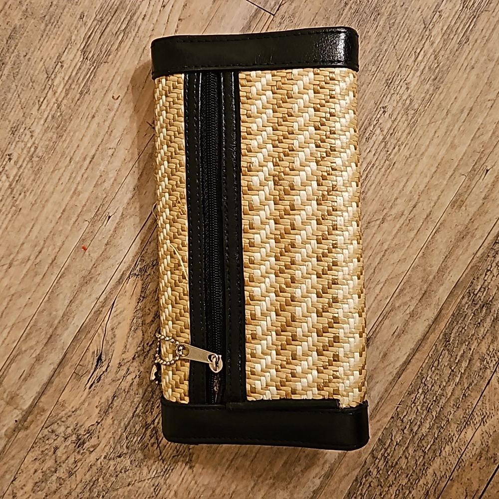 Wallet - Picture 4 of 7